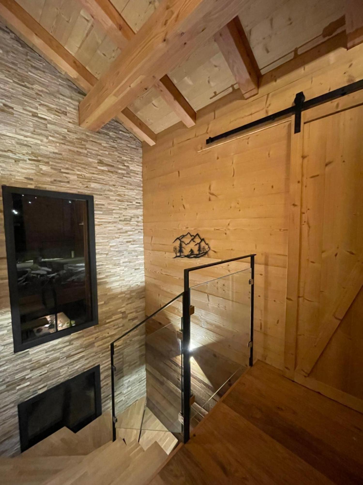 Mont-reve Chalet